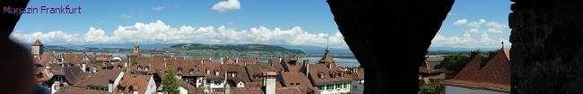 Blick über Murten und den See