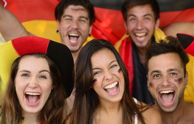 Fussball-Fieber im Alex