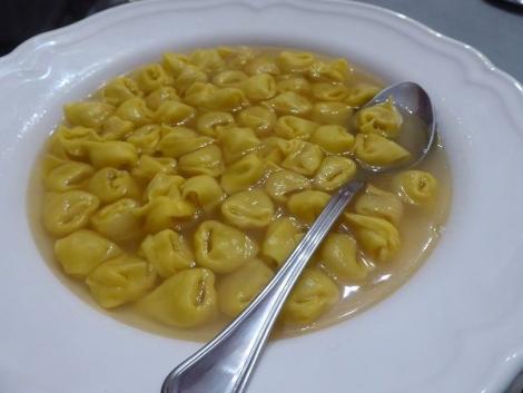 Tortellini in Brodo