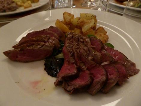 Tagliata von Rinf und Büffel in der Osteria